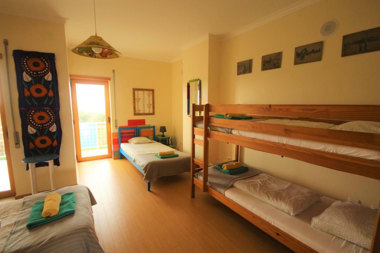 Bed and breakfast Surf House Baleal Extérieur photo