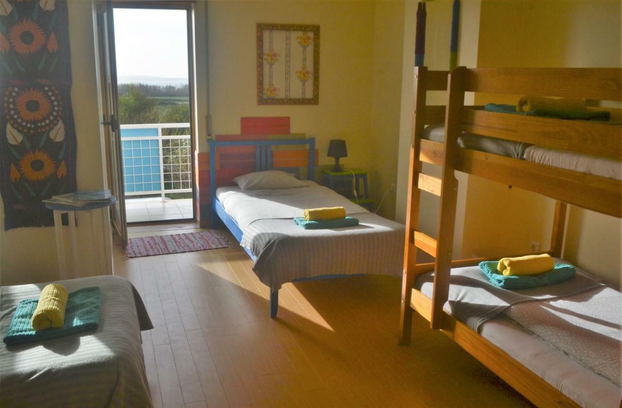 Bed and breakfast Surf House Baleal Extérieur photo