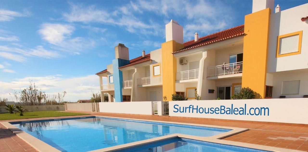 Bed and breakfast Surf House Baleal Extérieur photo